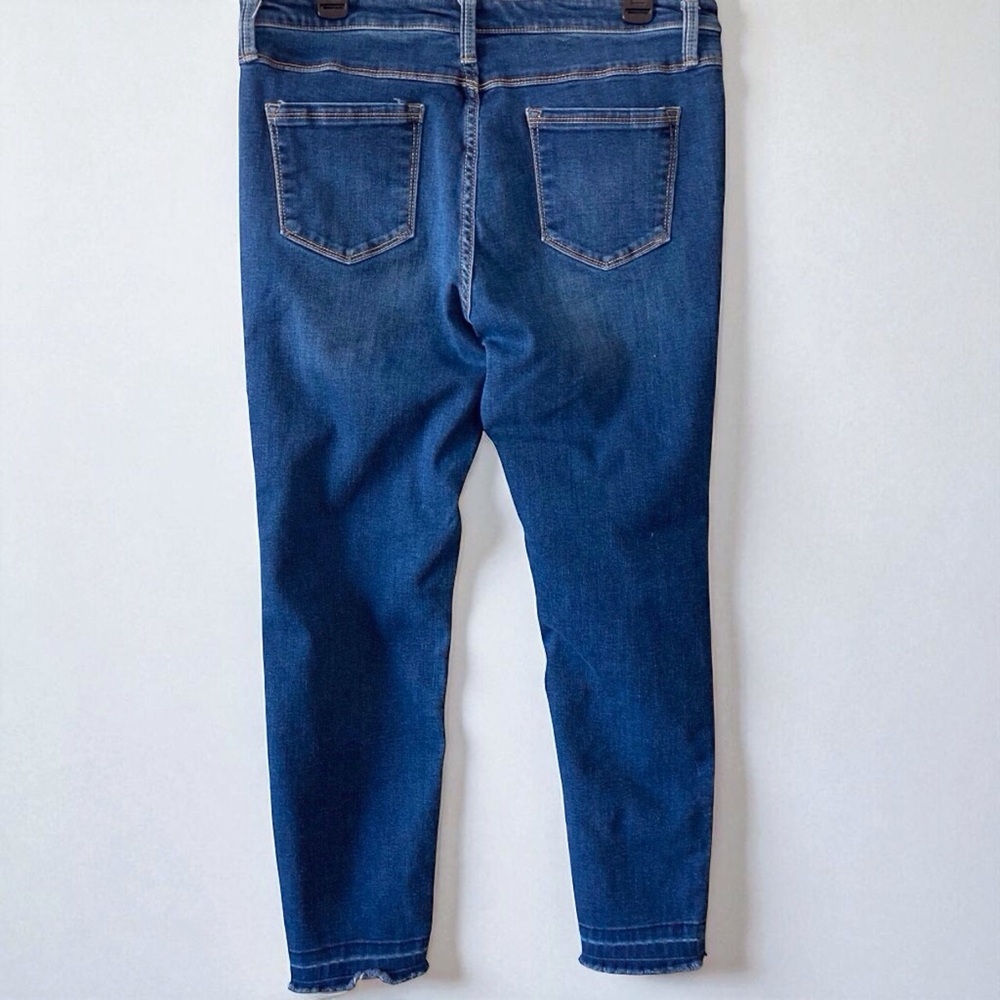 LAST CHANCE. BUFFALO David Bitton RIP & REPAIR SKINNY Size 12 Distressed - Picture 2 of 9